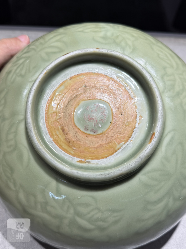 明初 永乐处州龙泉窑刻缠枝花卉钵式碗 - 图15